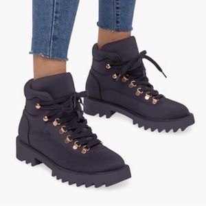 NWT!!! Noa Hiking Boots